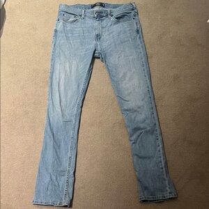 32x34 Hollister Slim Straight Epic Flex Medium Wash Jeans